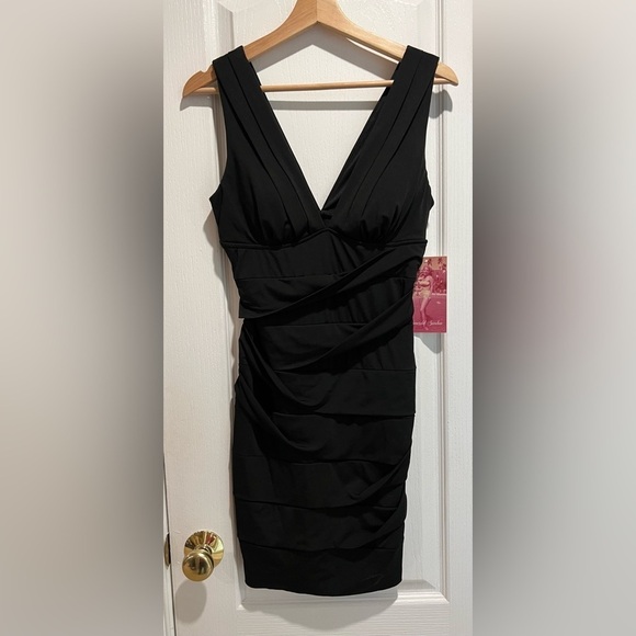 NWT Emerald Sundae Black dress size large - Picture 1 of 4
